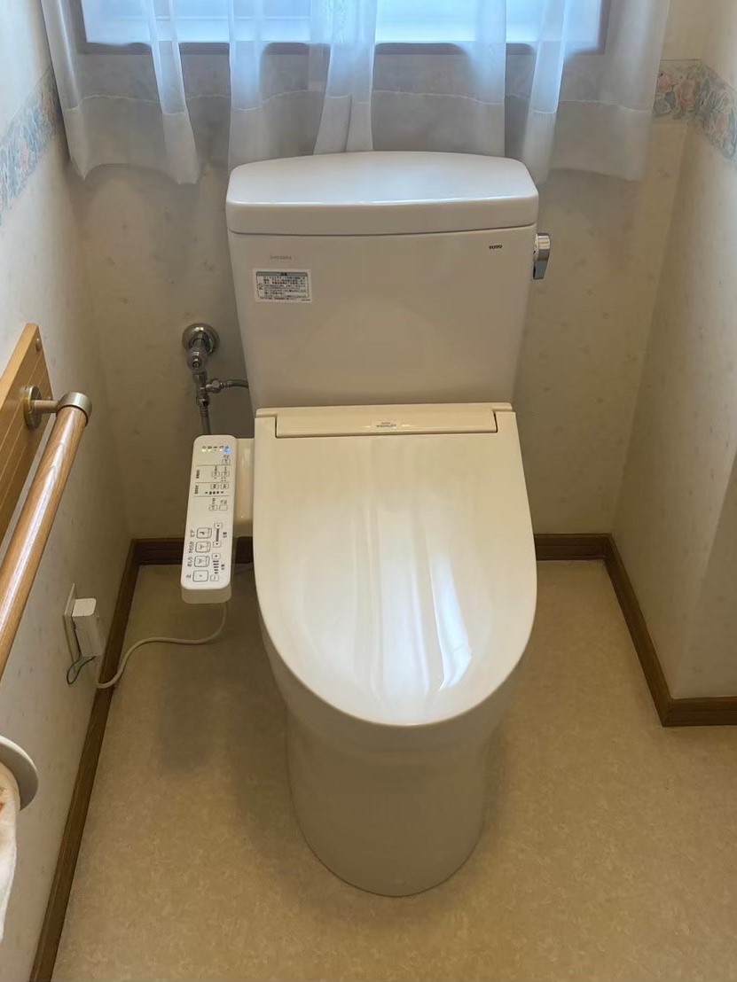 桐生市広沢町N様　TOTO ピュアレストQR トイレ交換工事