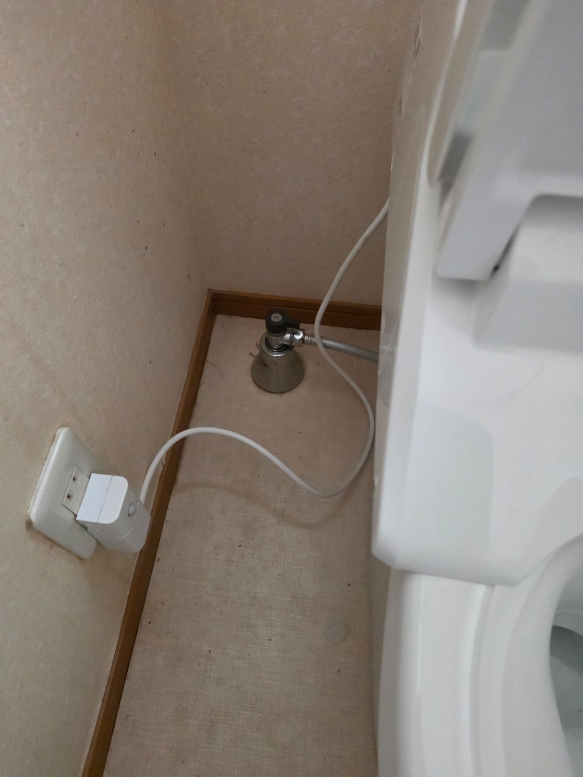 ③給水・電源の接続