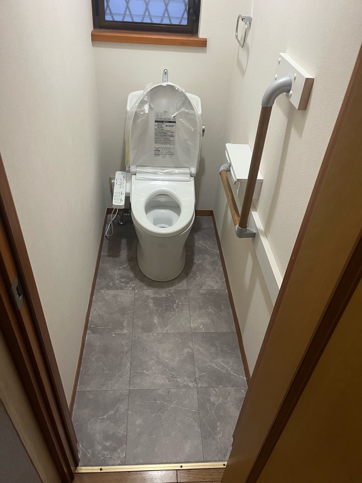 前橋市六供町K様 【TOTO ピュアレスト】トイレリフォーム工事